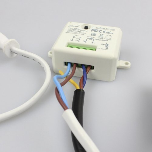 Комплект управління освітленням Tuya Smart WIFI реле + LED прожектор EH-LP-205