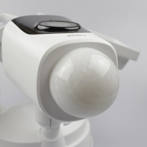 Купольна Wi-Fi IP Камера з активним відлякуванням 2Мп IMOU Floodlight Cam (IPC-L26P)