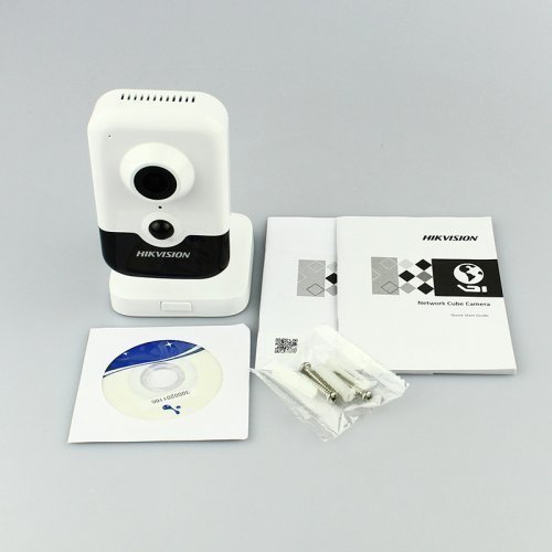 Внутренняя WI-FI IP Камера 2Мп Hikvision DS-2CD2423G0-IW(W) (2.8 мм)