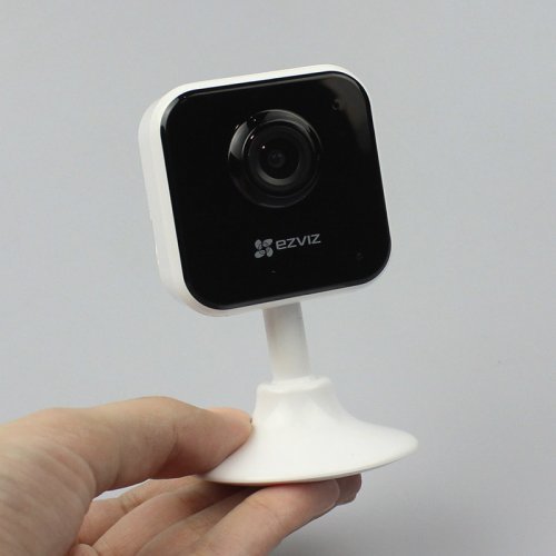 Распродажа! Wi-Fi облачная IP камера Ezviz CS-C1HC (D0-1D2WFR)