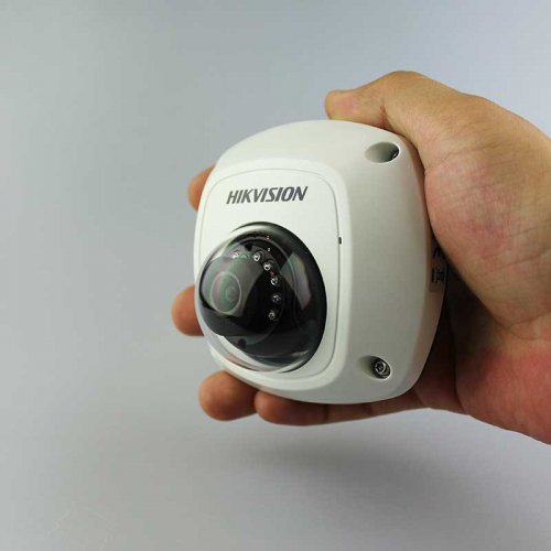 IP Камера Hikvision DS-2CD2532F-IWS (4 мм)