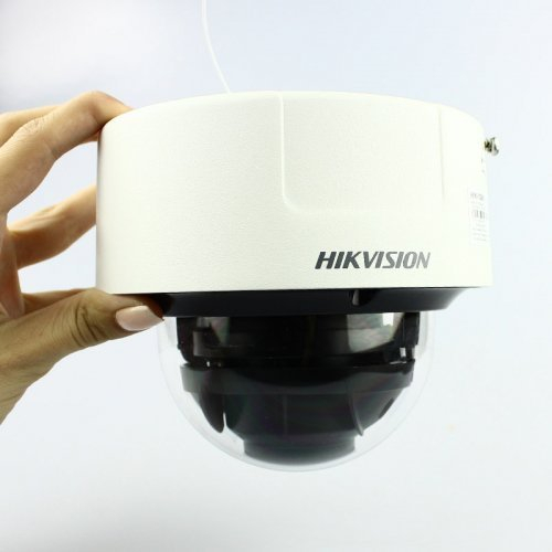 IP Камера Hikvision DS-2CD5126G0-IZS(В) (2.8-12 мм)