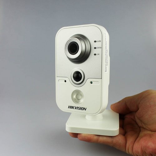Внутренняя WI-FI IP Камера 5 Мп Hikvision DS-2CD2452F-IW (2.8 мм)
