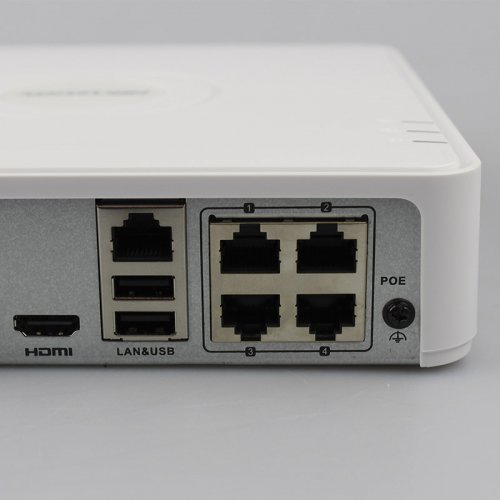 IP відеореєстратор Hikvision DS-7104NI-E1/4P