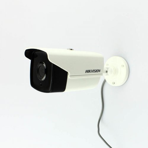 AHD Камера Hikvision DS-2CE16F7T-IT5 (3.6 мм)