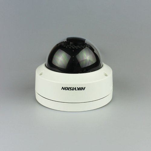 IP Камера Hikvision DS-2CD2110F-IS (4мм)