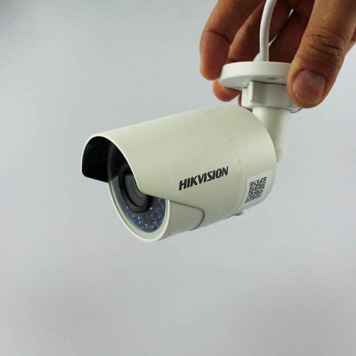IP Камера Hikvision DS-2CD2010-I (12мм)