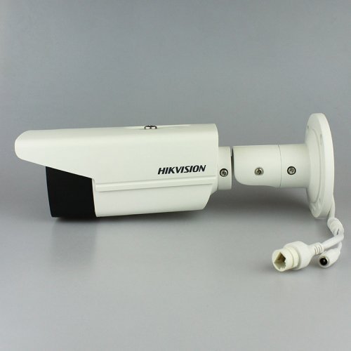 IP Камера Hikvision DS-2CD2T22WD-I8 (16 мм)