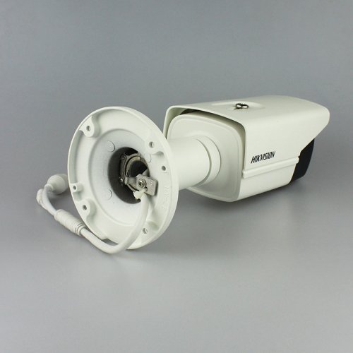 Моторизированная IP Камера с аудио 2Мп Hikvision DS-2CD4A24FWD-IZHS