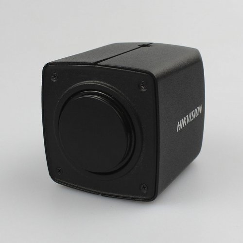 Внутрішня THD Відеокамера спостереження 2Мп Hikvision DS-2CC12D8T-AMM