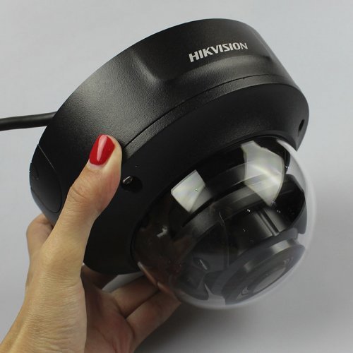 IP Камера с ночным виденьем 8Мп Hikvision DS-2CD2783G1-IZS BLACK (2.8-12 мм)