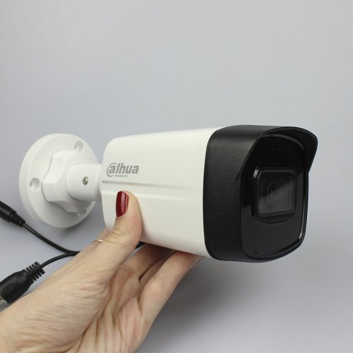 Уличная HDCVI Камера с микрофоном 4Мп Dahua DH-HAC-HFW1400TLP-A  (2.8 мм) 