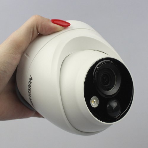 Внутрішня THD Відеокамера 5Мп Hikvision DS-2CE71H0T-PIRLPO (2.8 мм)